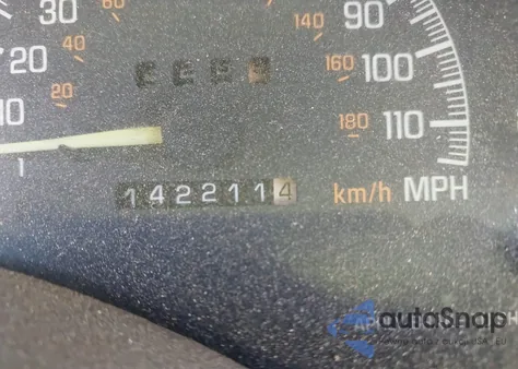 2000 Pontiac Grand Prix Gt z USA, uszkodzony, nr VIN 1G2WP52K8YF182271